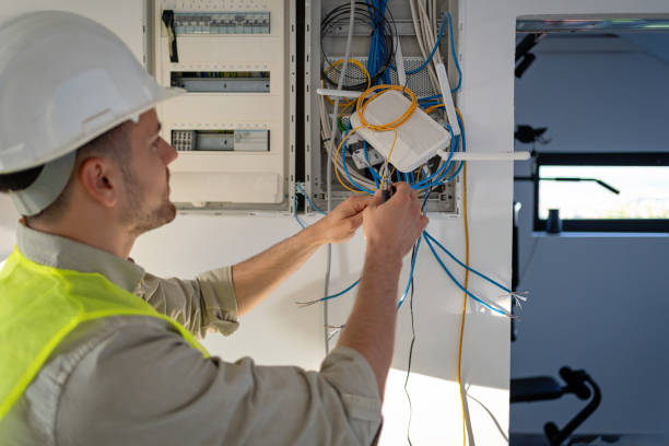 Best Electrical Outlet Repair  in Woodridge, IL